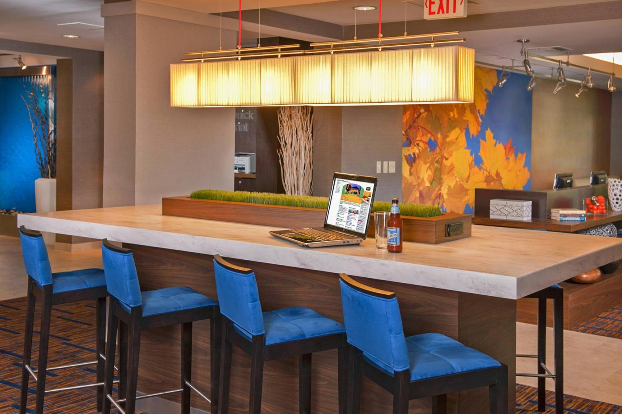 Courtyard By Marriott Frederick Hotel Restaurant billede
